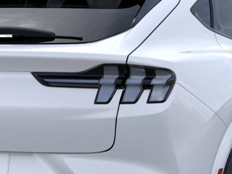 2025 Ford Mustang Mach-E Premium photo 20