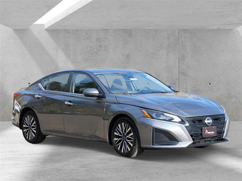 2023 Nissan Altima SV