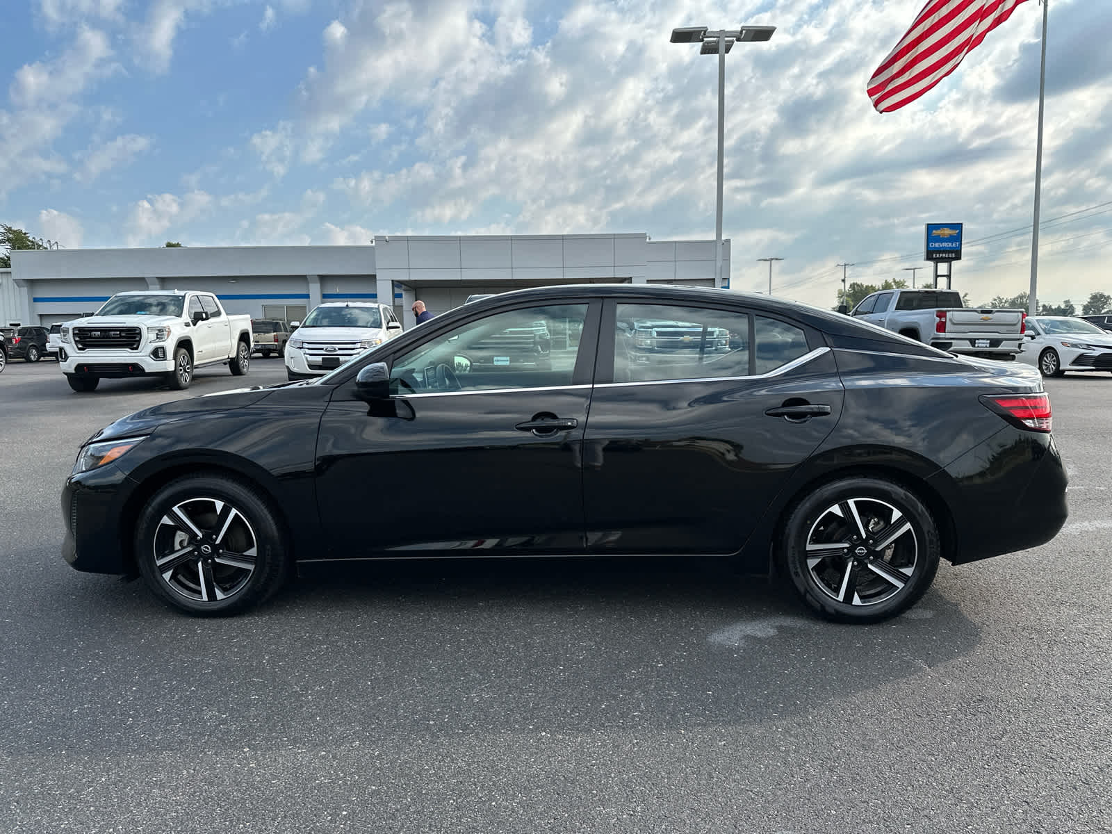 2024 Nissan Sentra SV photo 5