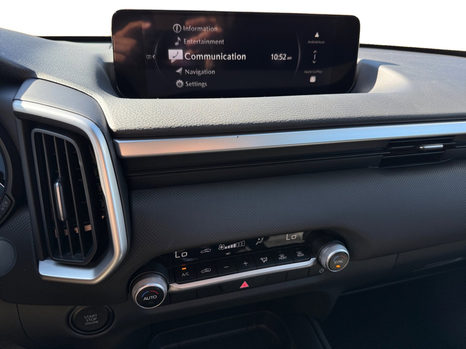 2025 Mazda CX-50 2.5 Select photo 4
