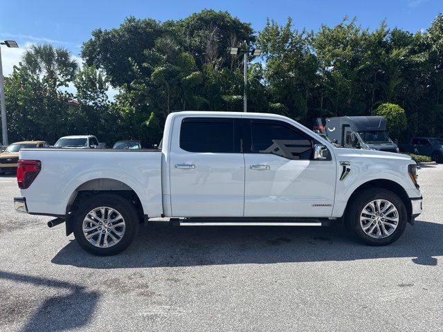 2024 Ford F-150 XLT photo 2