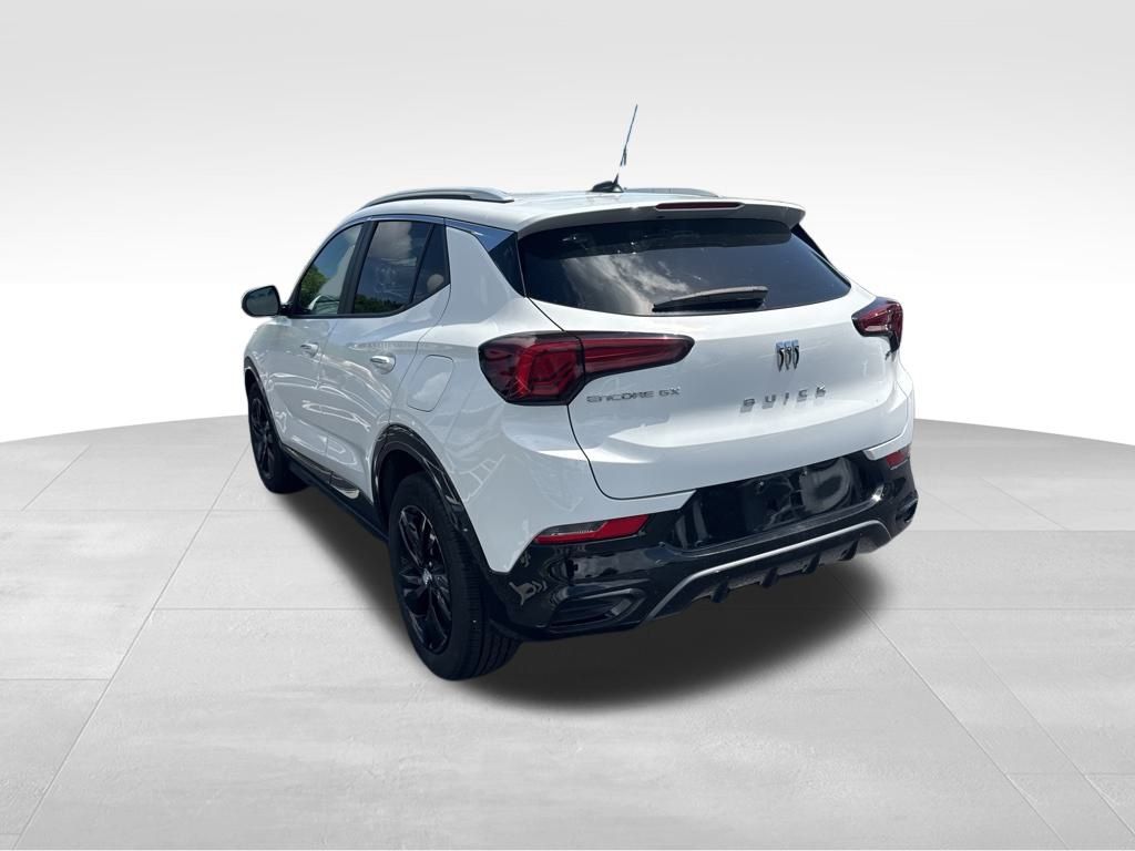 2024 Buick Encore GX Sport Touring photo 7