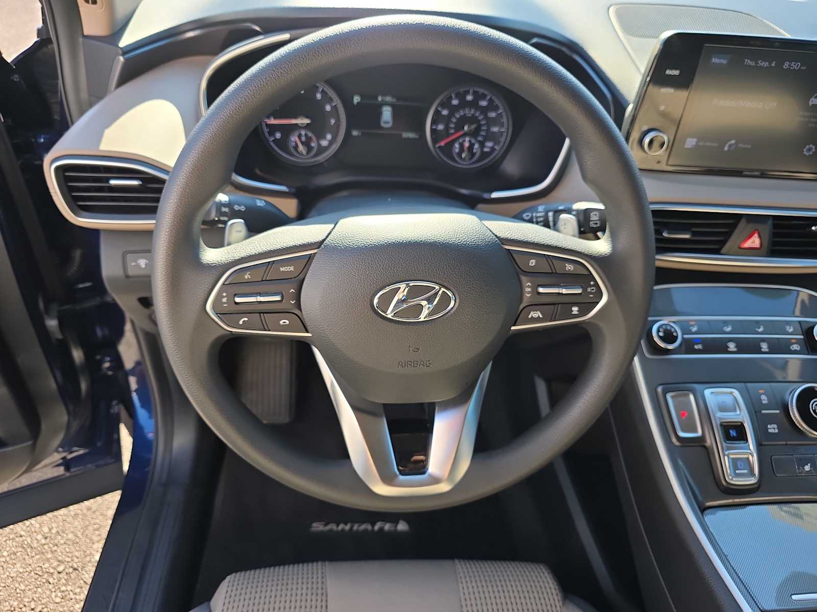 2022 Hyundai Santa Fe SEL photo 10