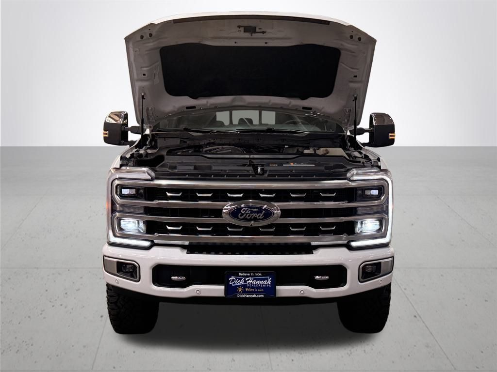2024 Ford F-350 photo 4