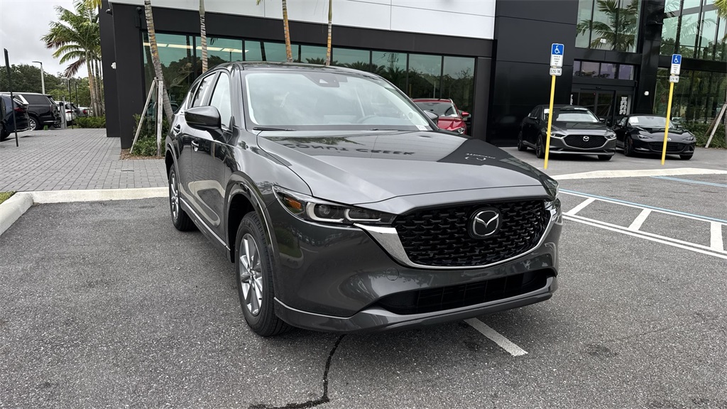 2025 Mazda CX-5 2.5 Select photo 4
