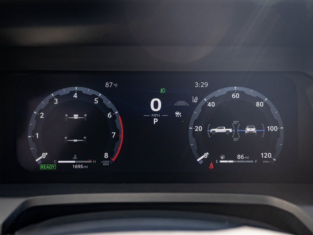 2025 Toyota Tacoma Trailhunter photo 25