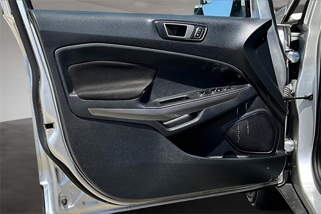 2020 Ford EcoSport SE photo 21