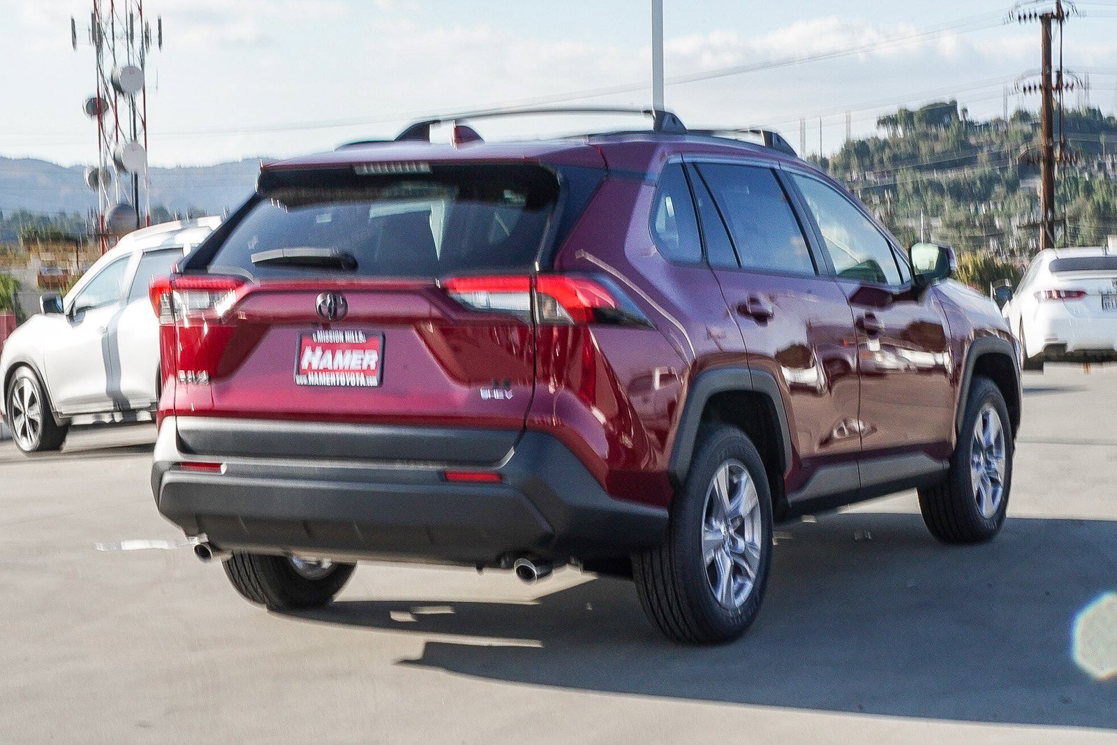 2025 Toyota RAV4 Hybrid LE photo 5