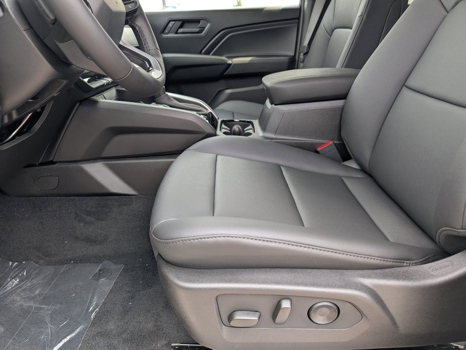 2026 Chevrolet Colorado Trail Boss photo 5