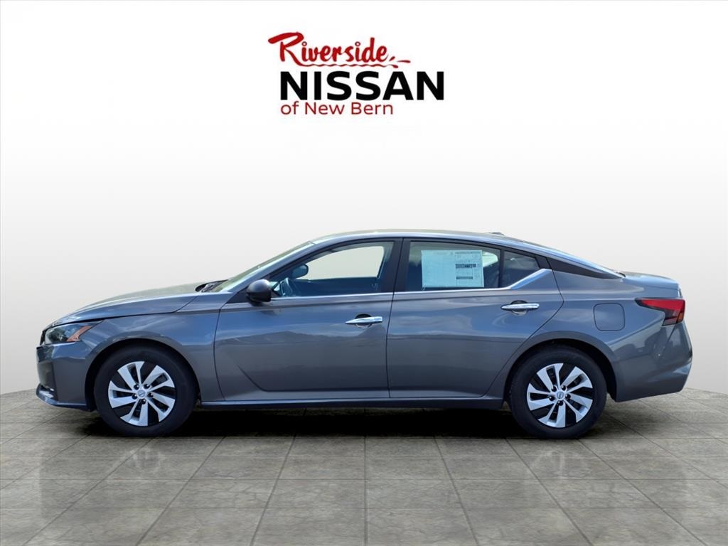 2025 Nissan Altima 2.5 S photo 3