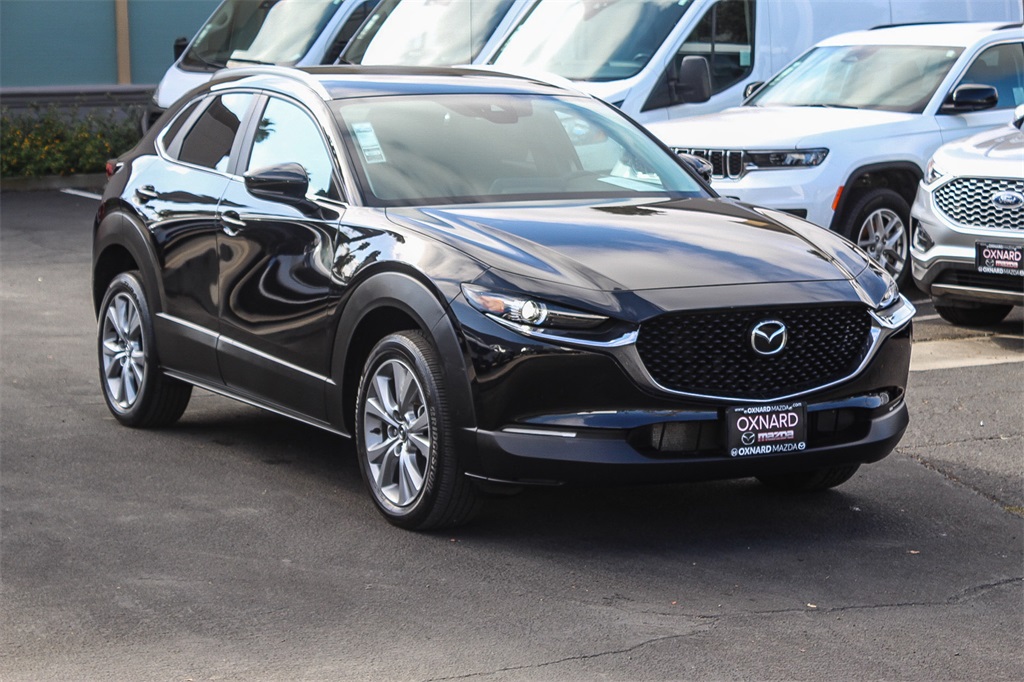 2022 Mazda CX-30 2.5 Select photo 3