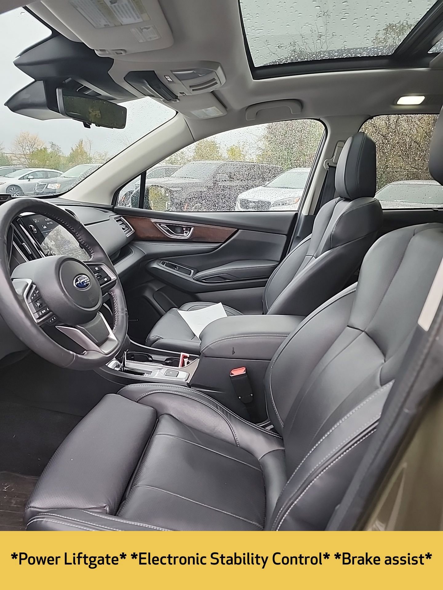 2023 Subaru Ascent Touring photo 4