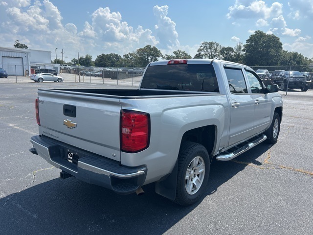 2017 Chevrolet Silverado 1500 LT photo 4