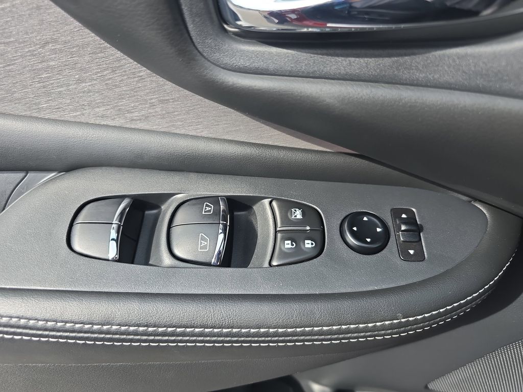 2020 Nissan Murano SL photo 25