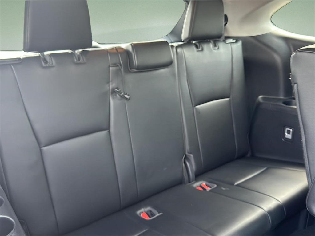 2022 Toyota Highlander XLE photo 23