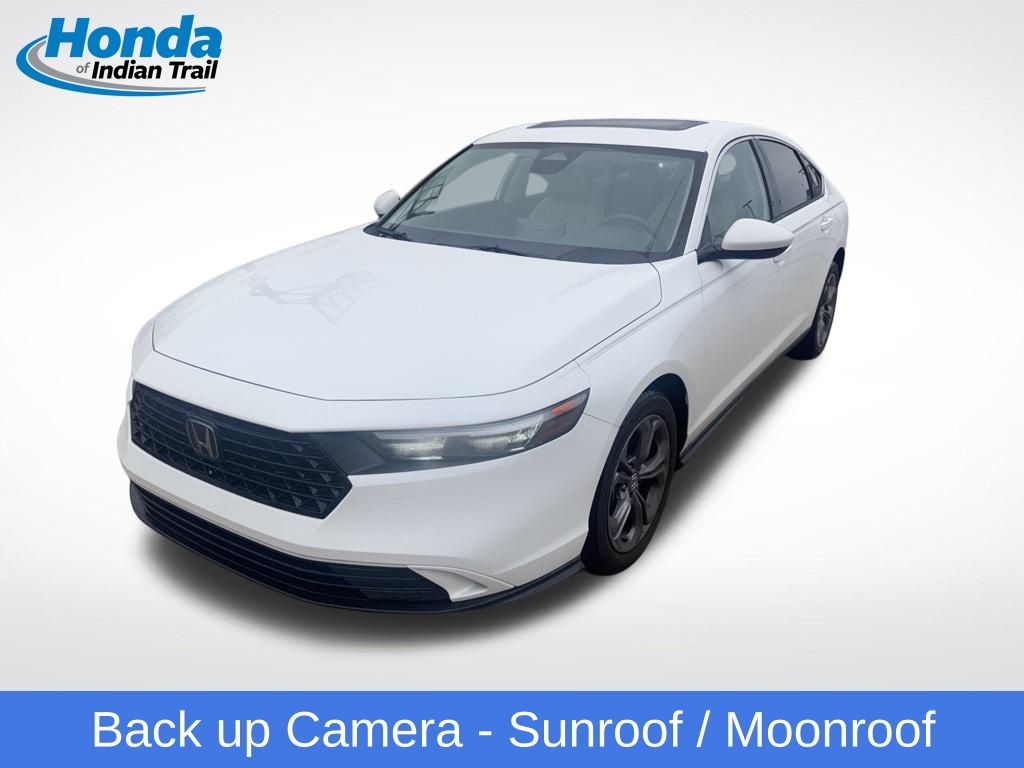 2024 Honda Accord EX's photo