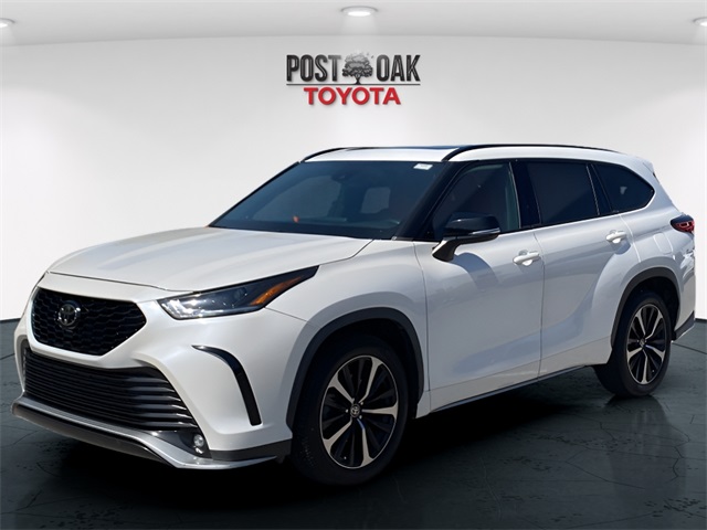 2021 Toyota Highlander XSE photo 4