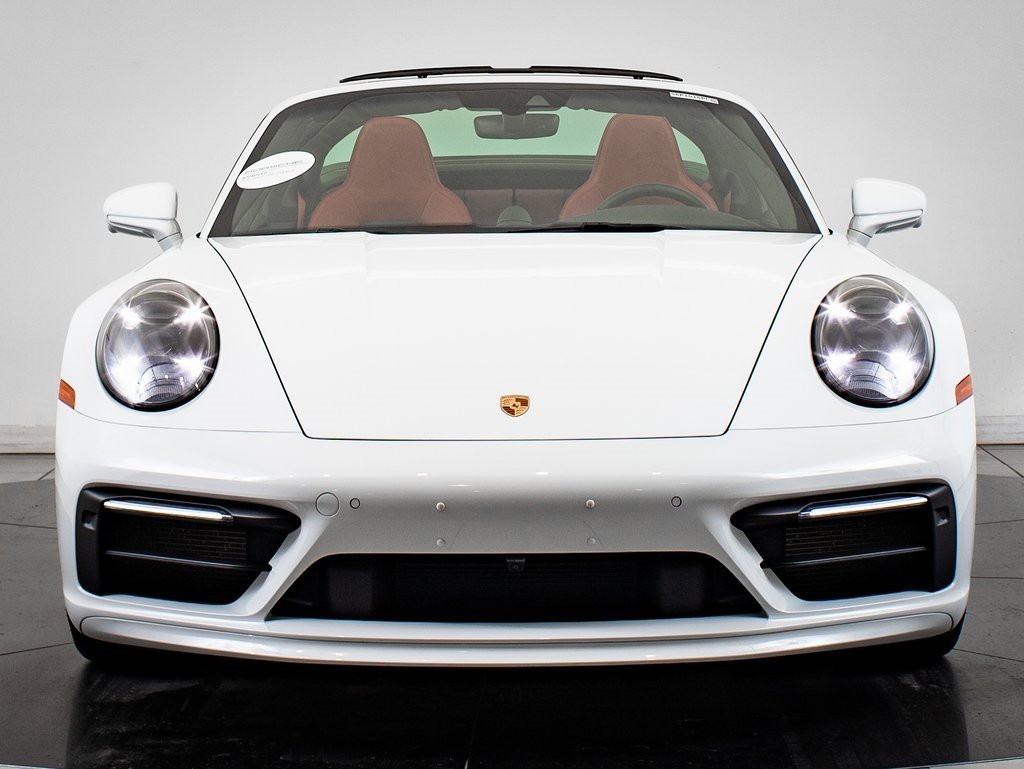 2024 Porsche 911 Targa 4S photo 11