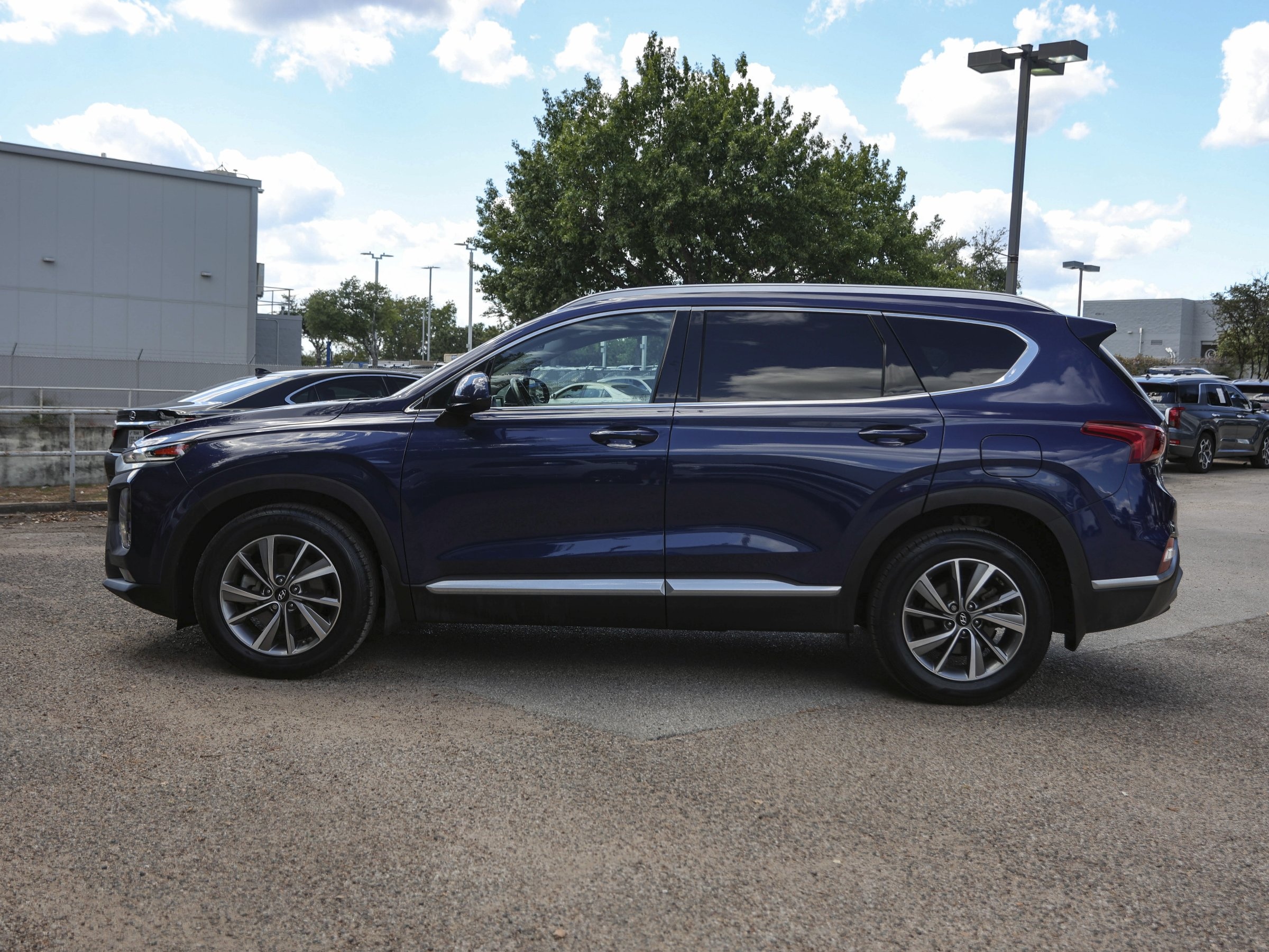2020 Hyundai Santa Fe SEL photo 7