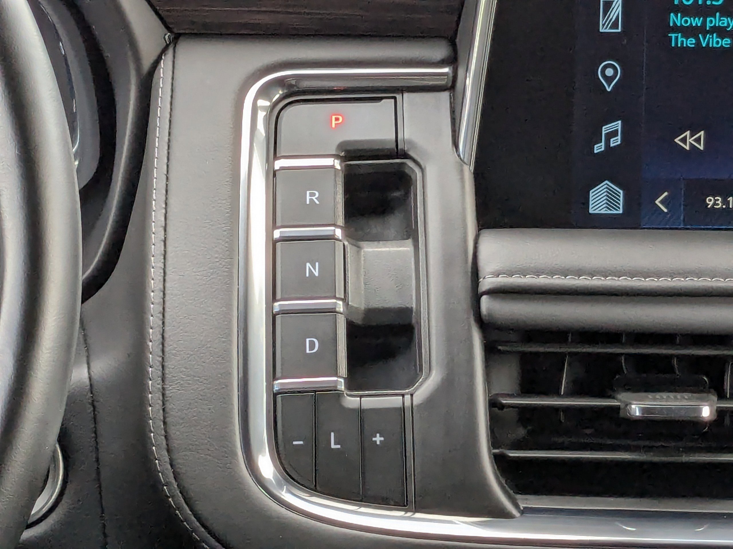 2024 Chevrolet Tahoe LT photo 21