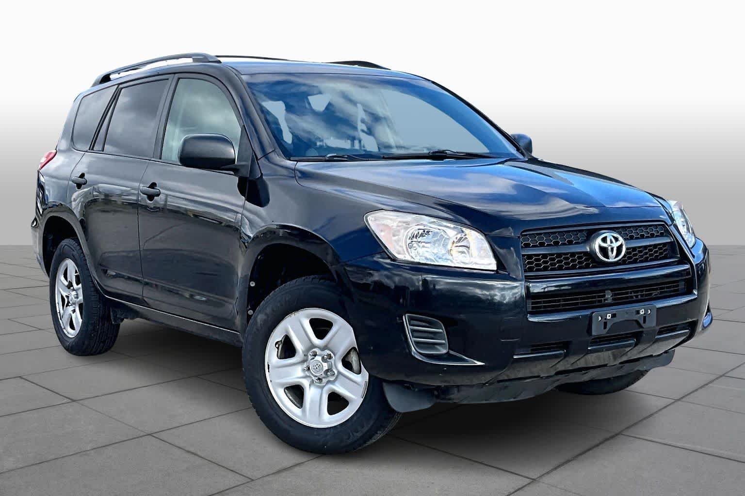2011 Toyota RAV4 photo 2