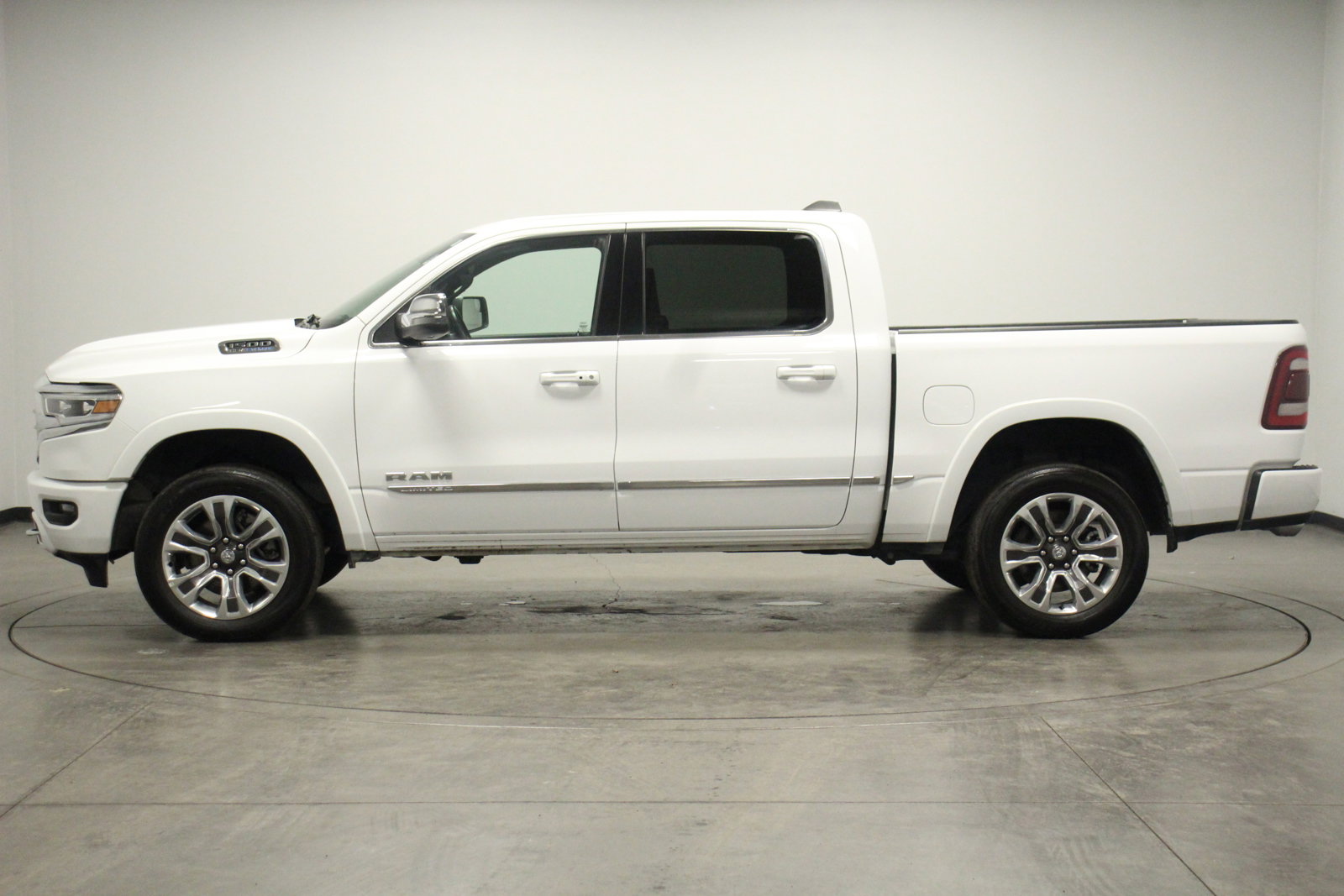 2024 Ram 1500 Limited photo 4
