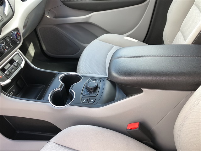 2023 Gmc Terrain SLE photo 18