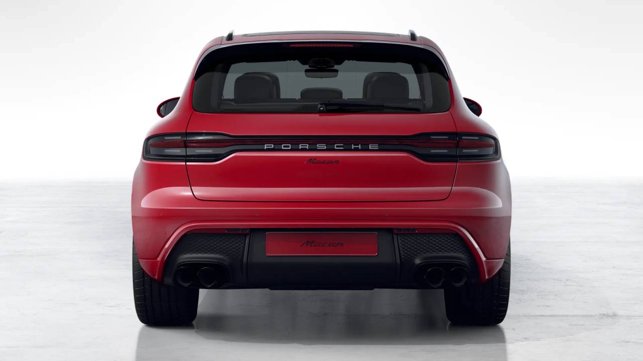 2026 Porsche Macan T photo 8