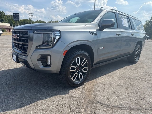 2023 GMC Yukon XL AT4's photo