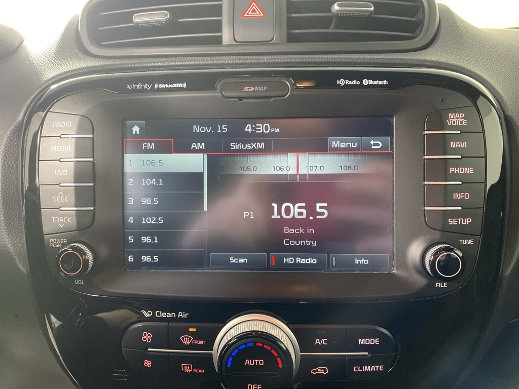 2015 Kia Soul Plus photo 3