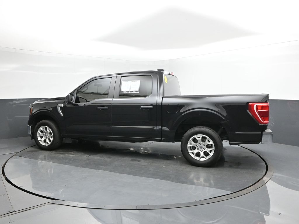 2023 Ford F-150 XLT photo 4
