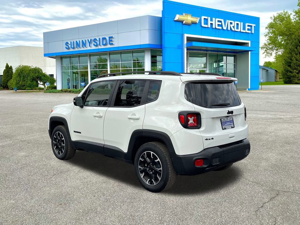 2023 Jeep Renegade Latitude Upland photo 2