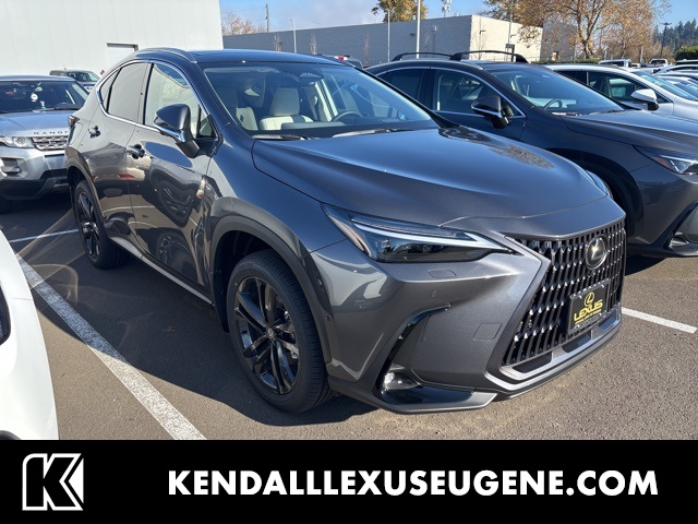 2026 Lexus NX PHEV 450h+'s photo