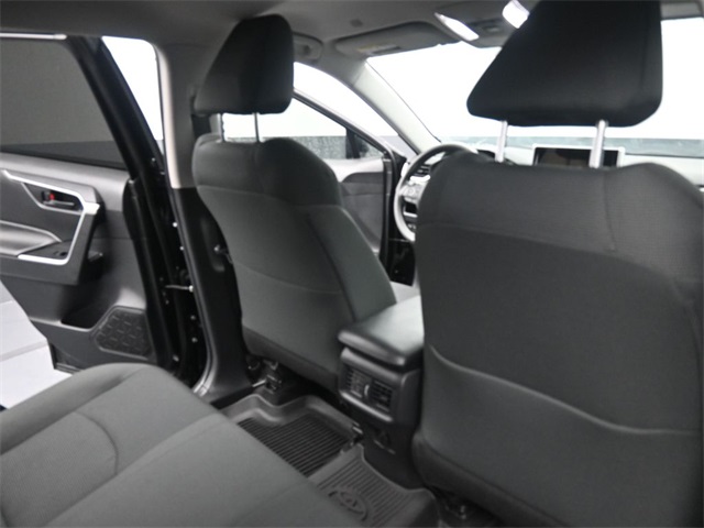2024 Toyota RAV4 Hybrid LE photo 20