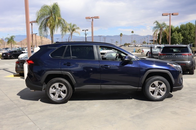 Used 2024 Toyota RAV4 XLE with VIN 2T3W1RFV2RW329564 for sale in Kansas City