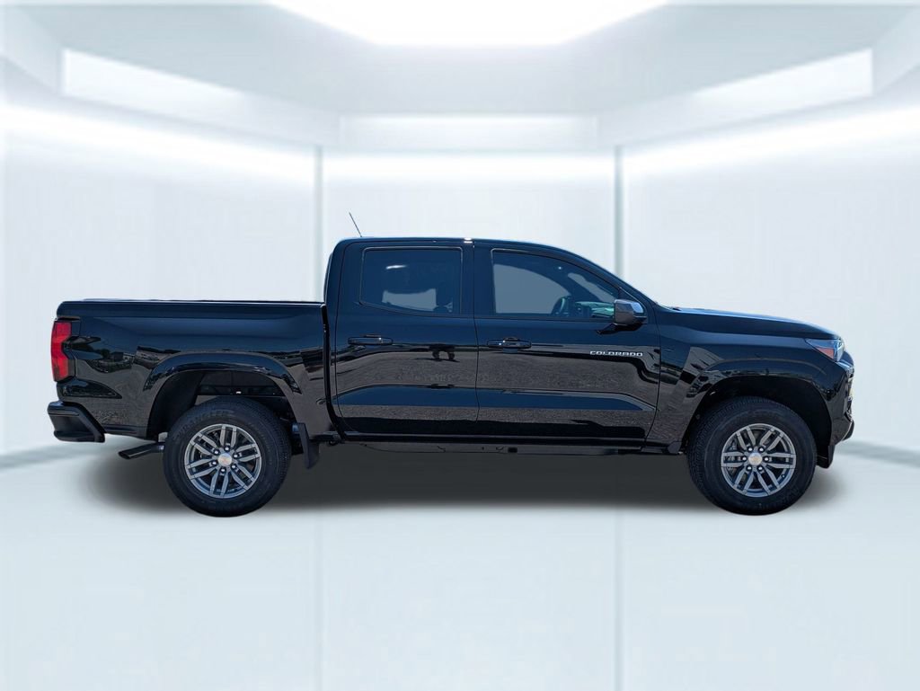 2026 Chevrolet Colorado LT photo 4