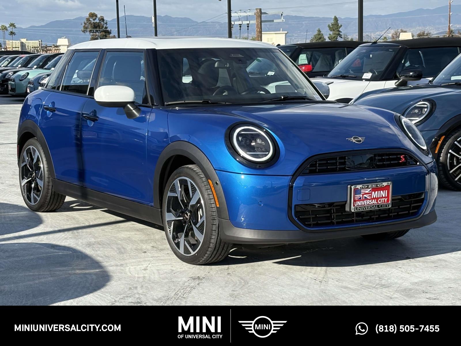 2026 MINI Hardtop 4 Door S's photo