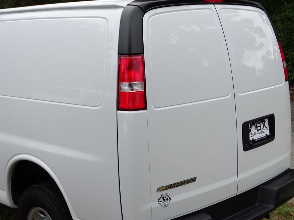 2024 Chevrolet Express 2500 Work Van Cargo photo 28