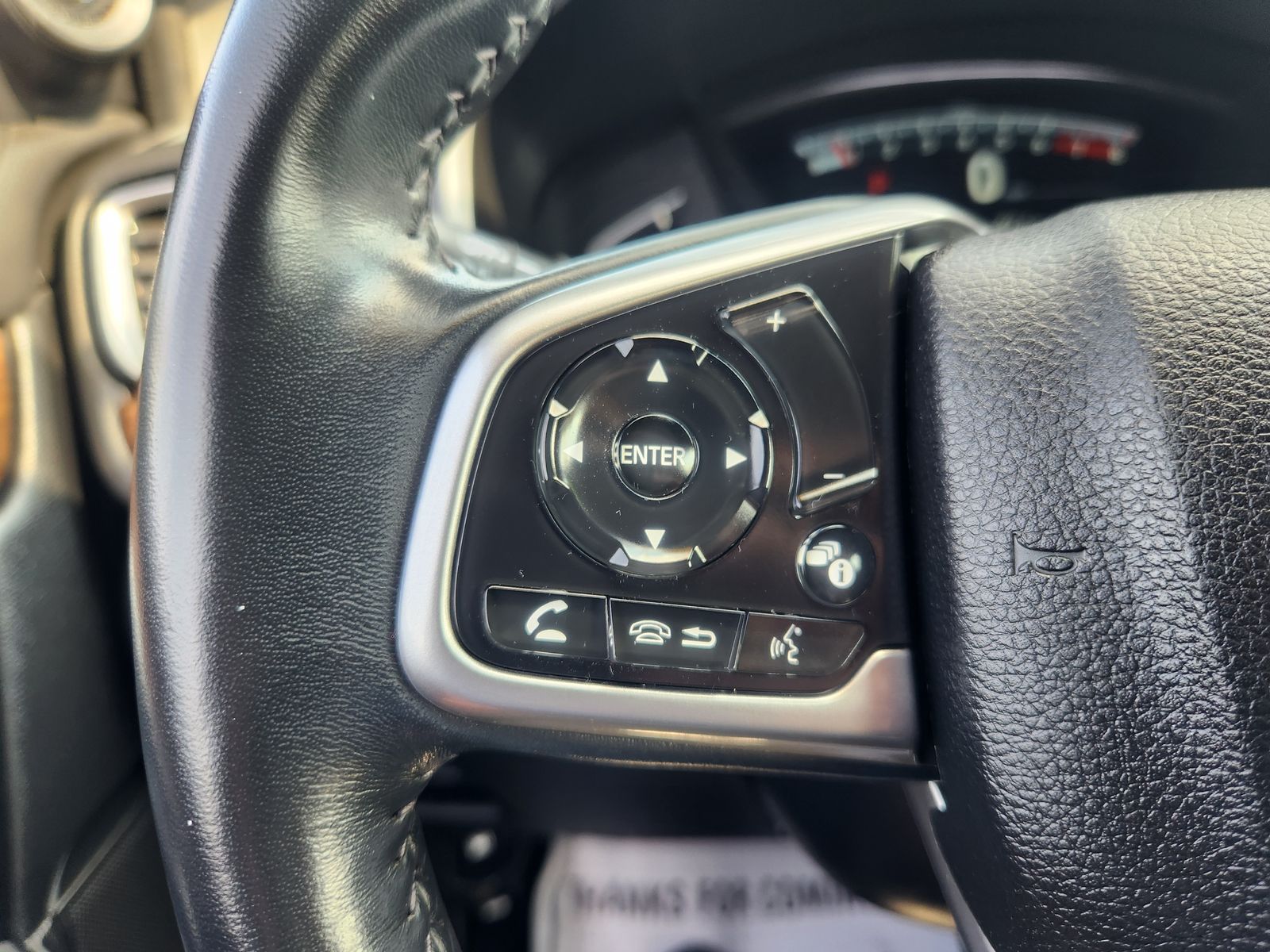 2022 Honda CR-V Touring photo 16
