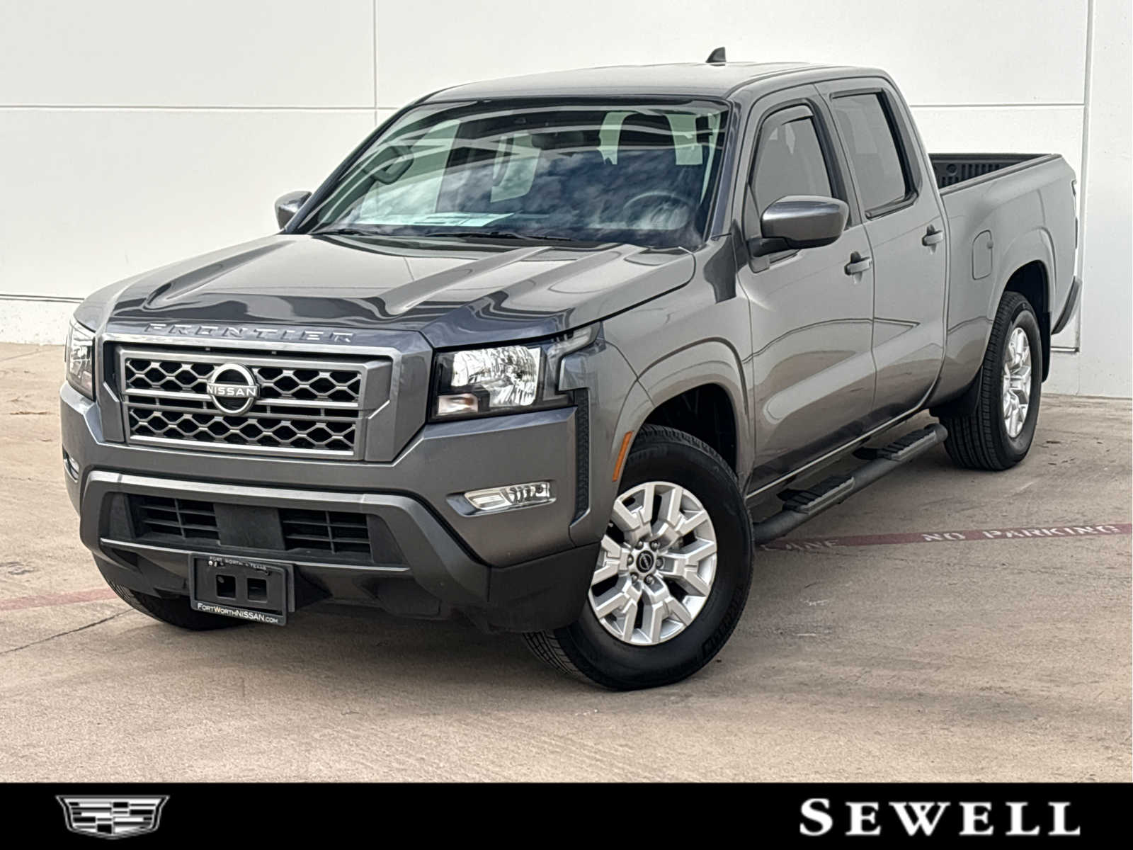 2024 Nissan Frontier SV's photo