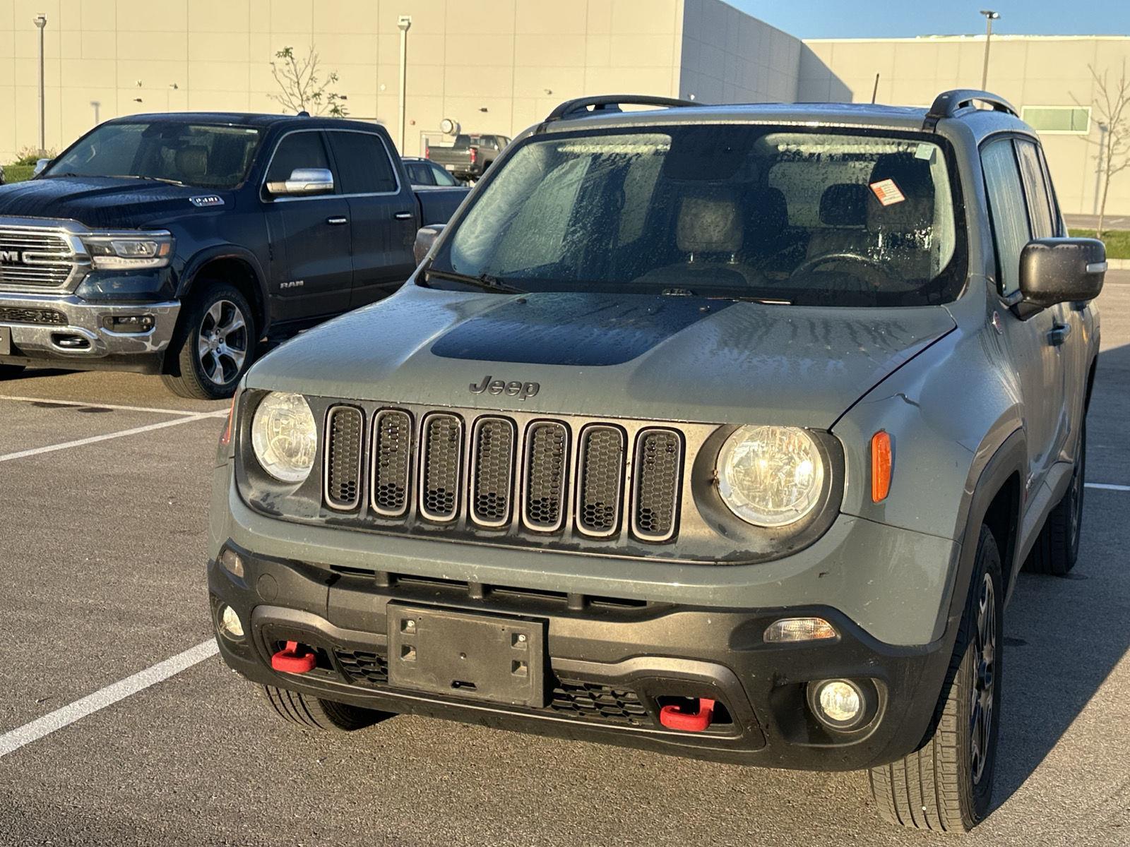 2016 Jeep Renegade Trailhawk photo 5