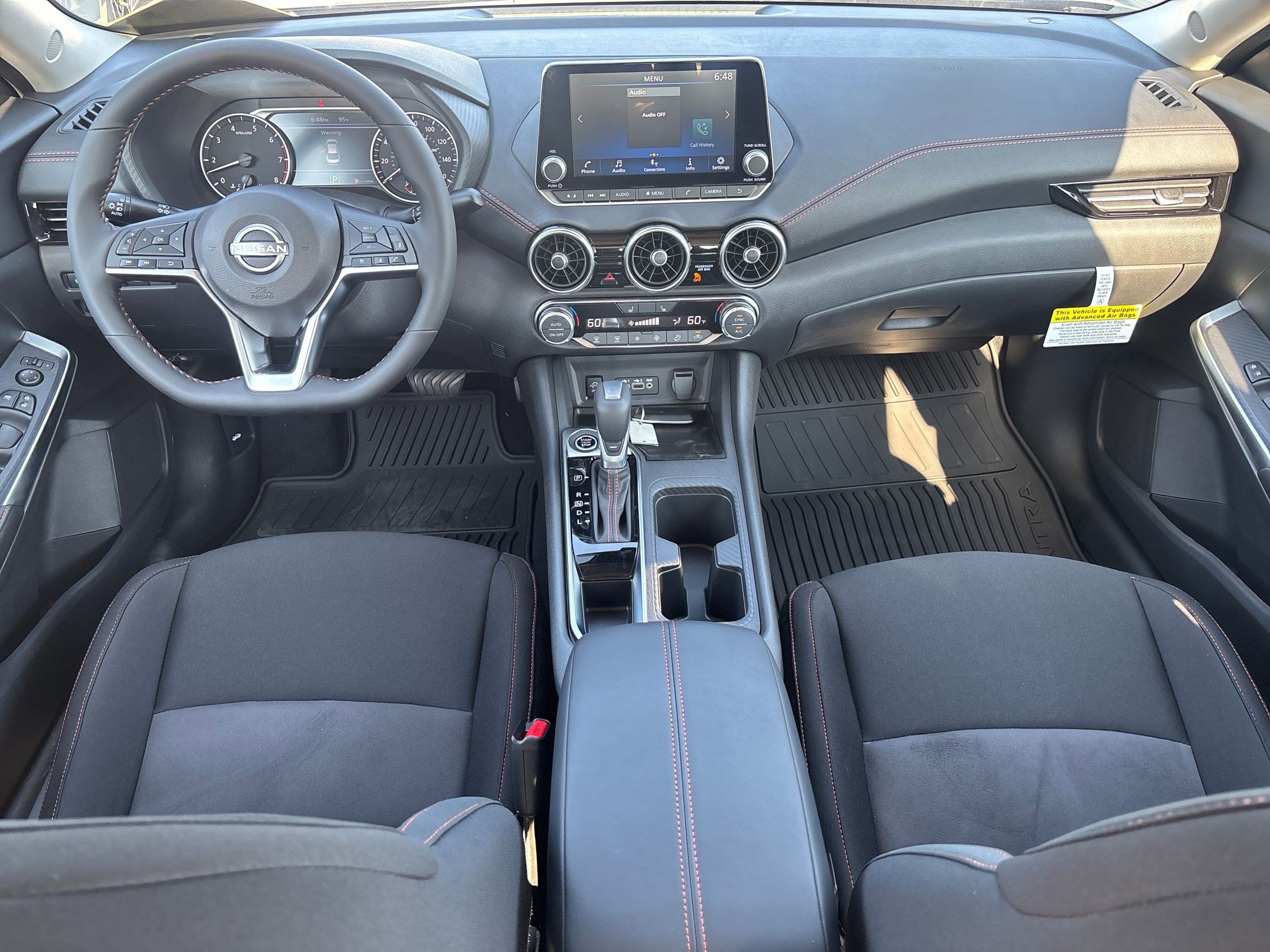 2025 Nissan Sentra SR photo 16