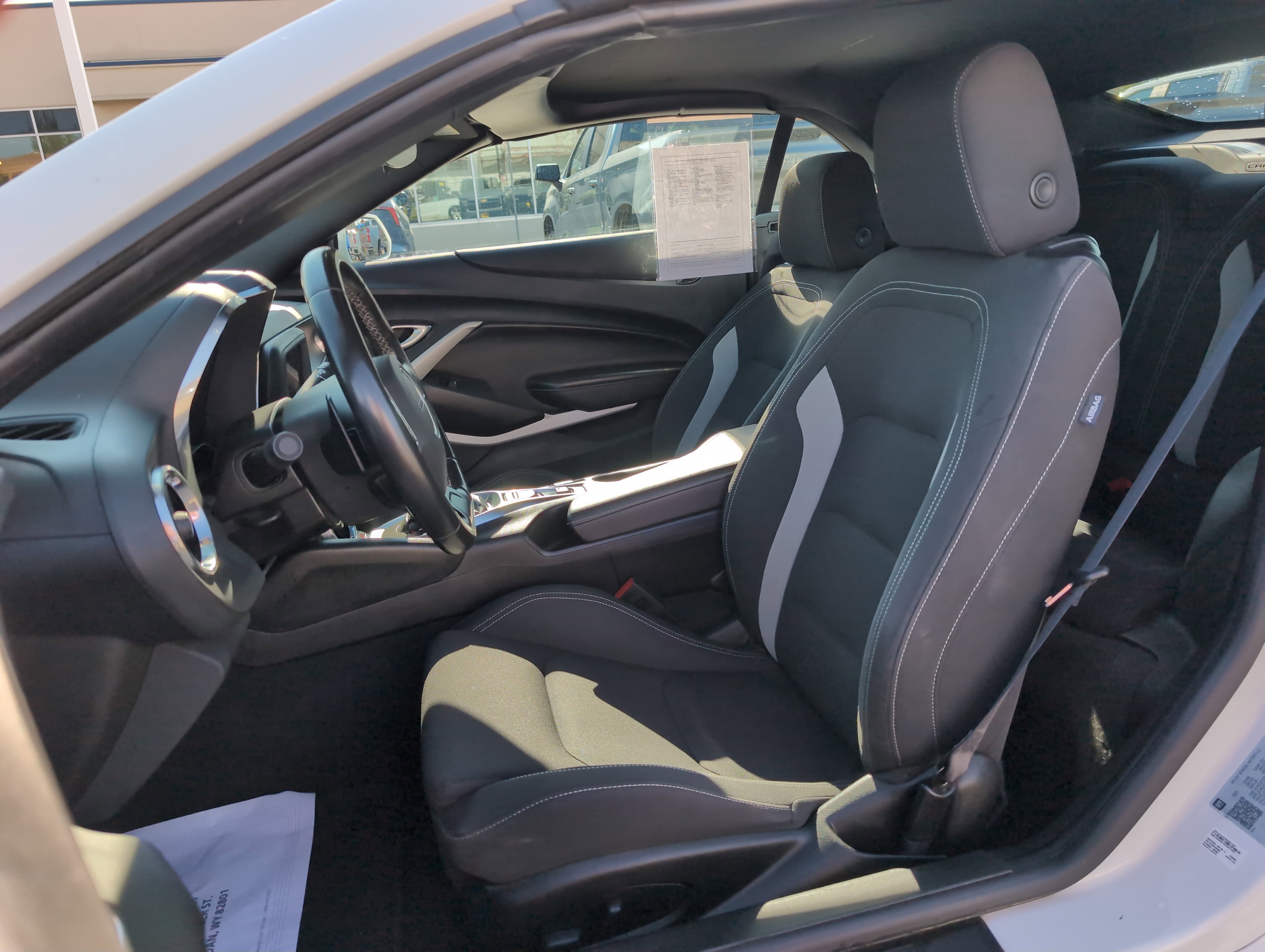 2023 Chevrolet Camaro 1LT photo 20