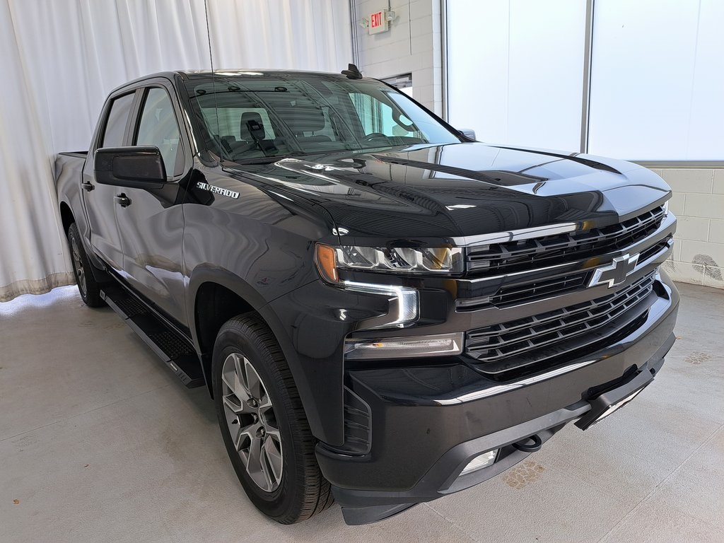 2021 Chevrolet Silverado 1500 RST photo 3