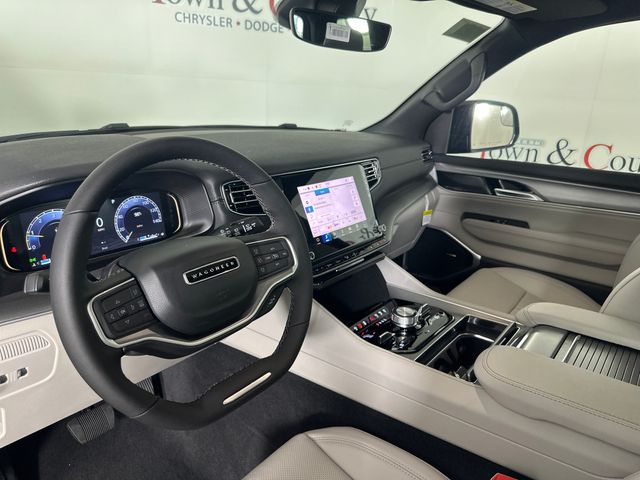2025 Jeep Wagoneer Series II photo 21