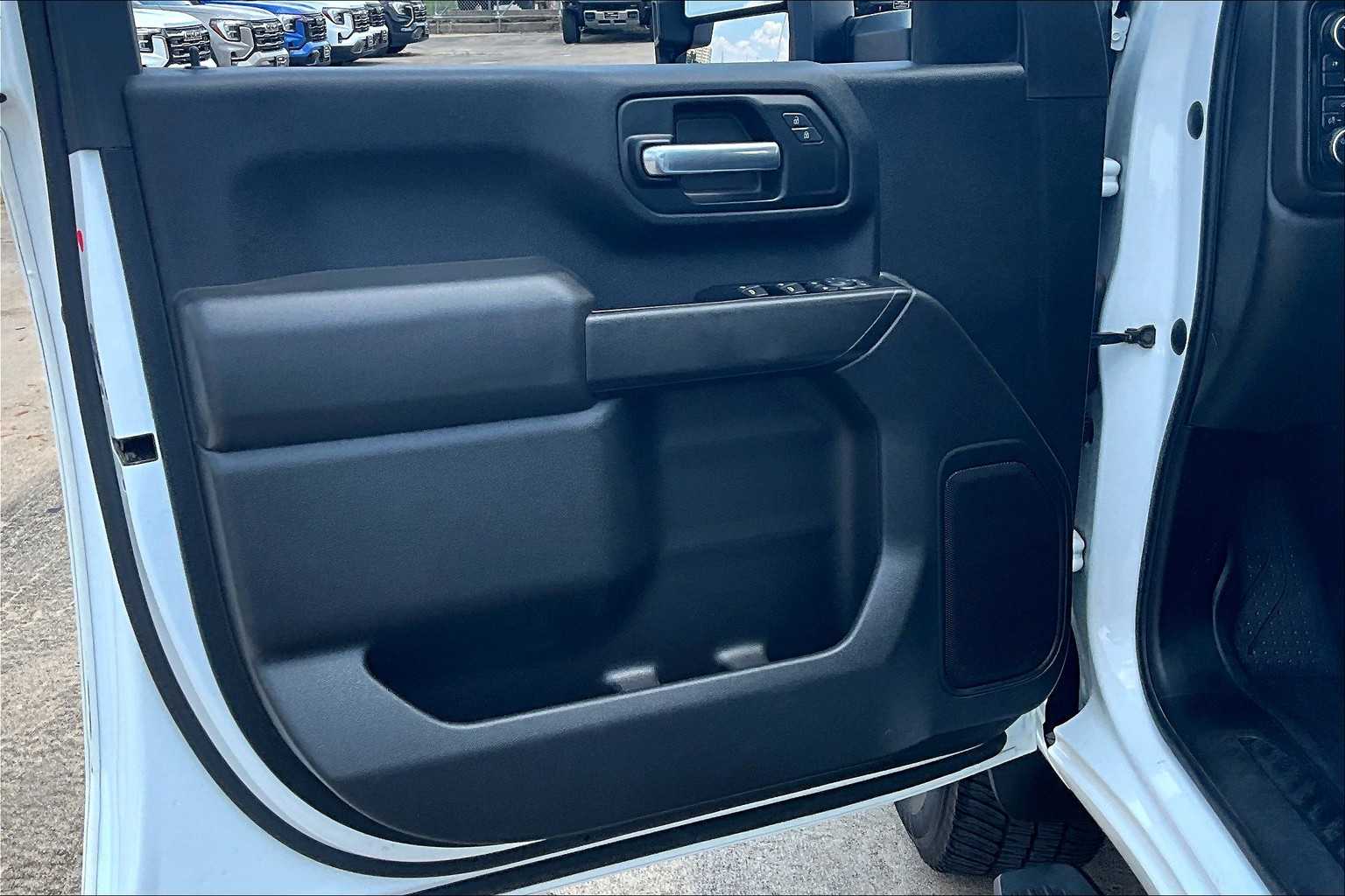 2020 Chevrolet Silverado 2500HD Custom photo 20