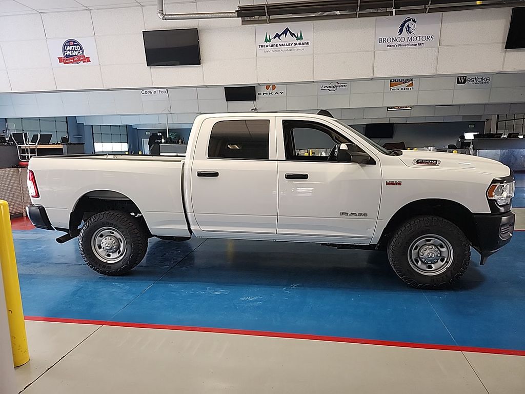 2020 Ram 2500 Tradesman photo 3