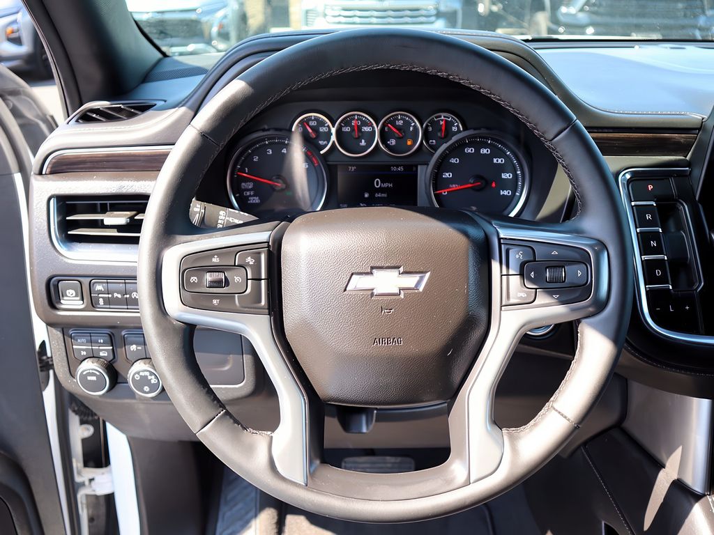 2024 Chevrolet Suburban 1500 LS photo 9