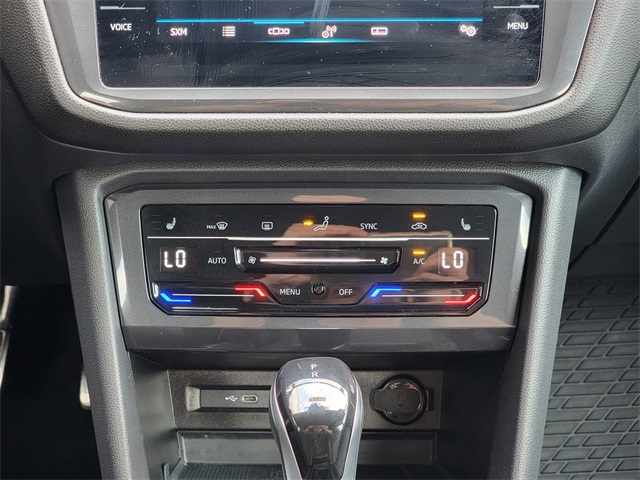 2023 Volkswagen Tiguan SE R-Line Black photo 22