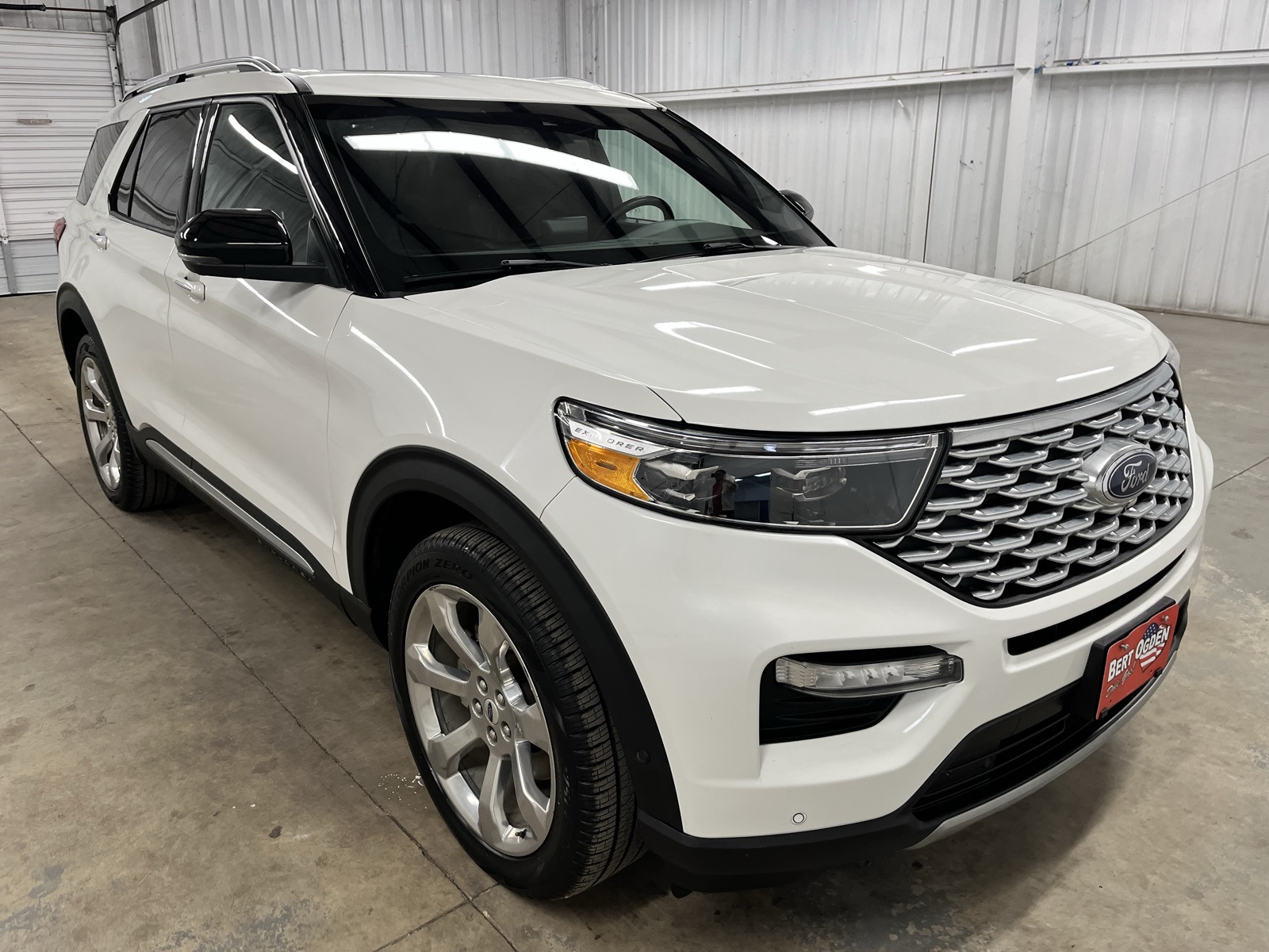 2020 Ford Explorer Platinum's photo